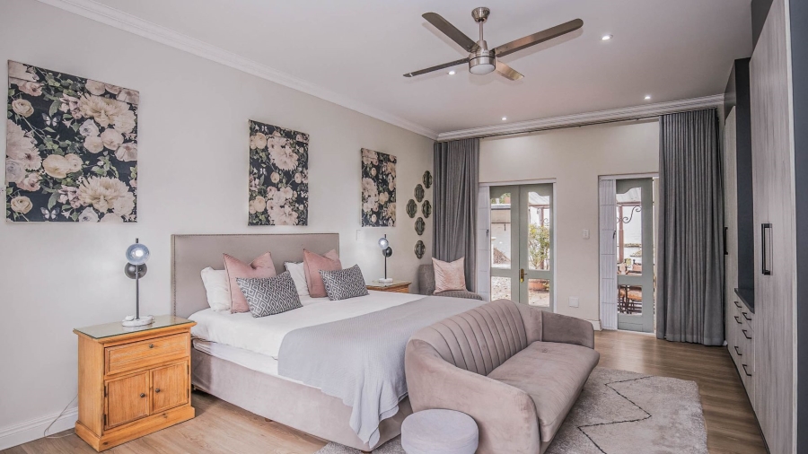 7 Bedroom Property for Sale in Cornwall Hill Gauteng