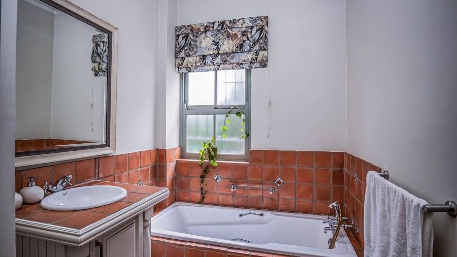 7 Bedroom Property for Sale in Cornwall Hill Gauteng