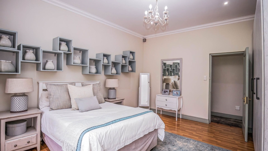 7 Bedroom Property for Sale in Cornwall Hill Gauteng