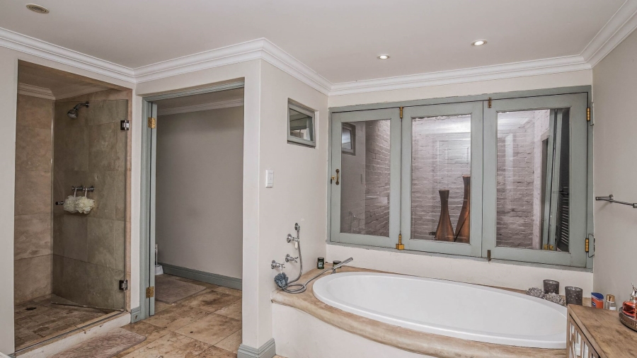 7 Bedroom Property for Sale in Cornwall Hill Gauteng