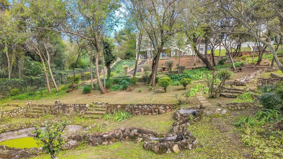 7 Bedroom Property for Sale in Cornwall Hill Gauteng