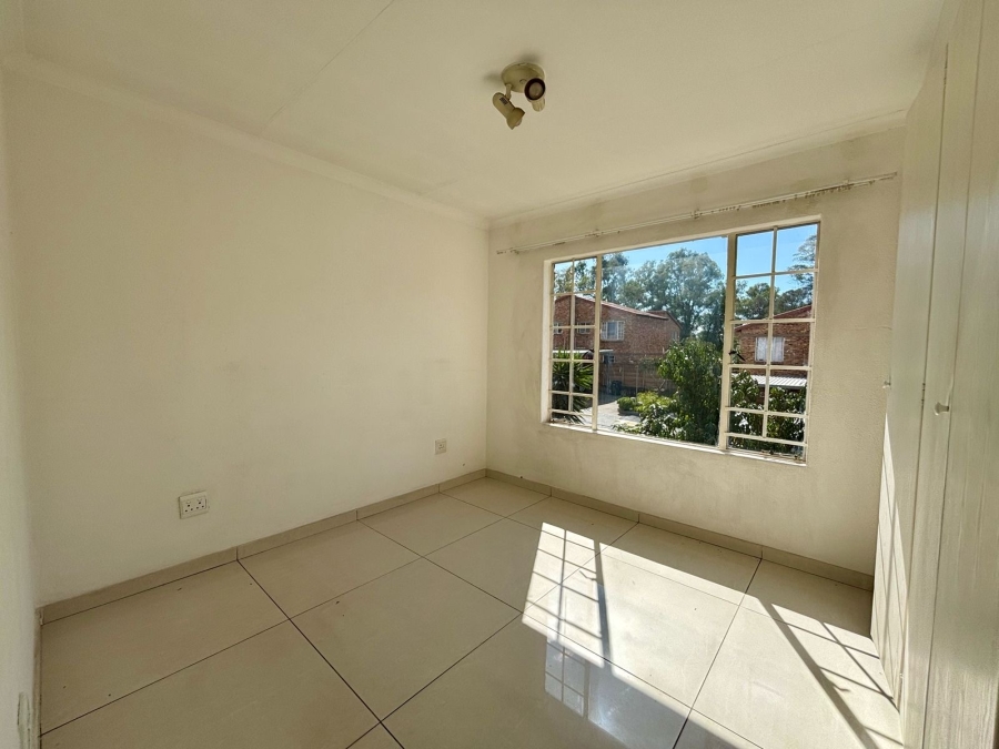 To Let 2 Bedroom Property for Rent in North Riding Gauteng