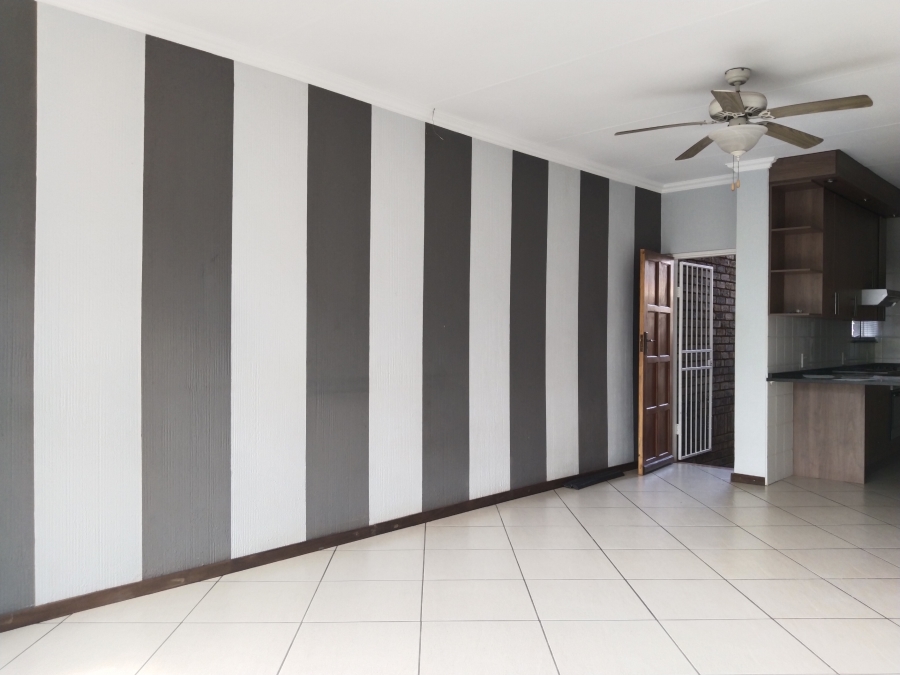 2 Bedroom Property for Sale in Rangeview Gauteng