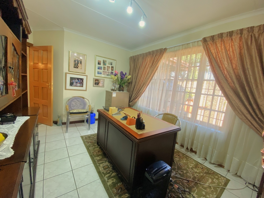 3 Bedroom Property for Sale in Florida Park Gauteng
