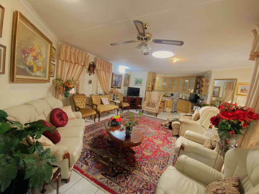 3 Bedroom Property for Sale in Florida Park Gauteng
