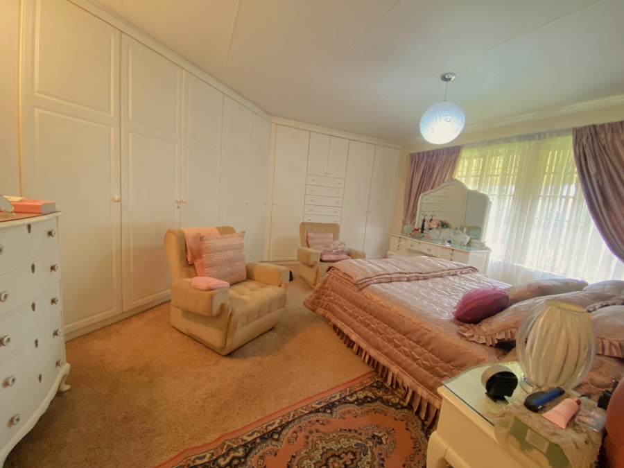3 Bedroom Property for Sale in Florida Park Gauteng