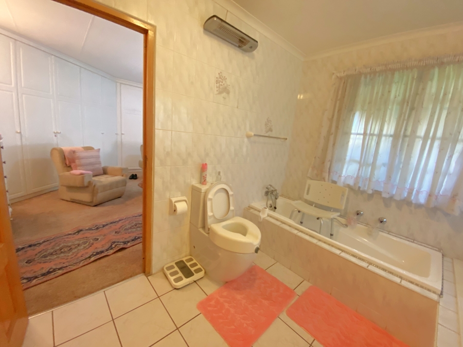 3 Bedroom Property for Sale in Florida Park Gauteng