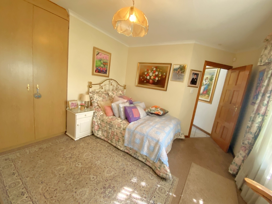 3 Bedroom Property for Sale in Florida Park Gauteng