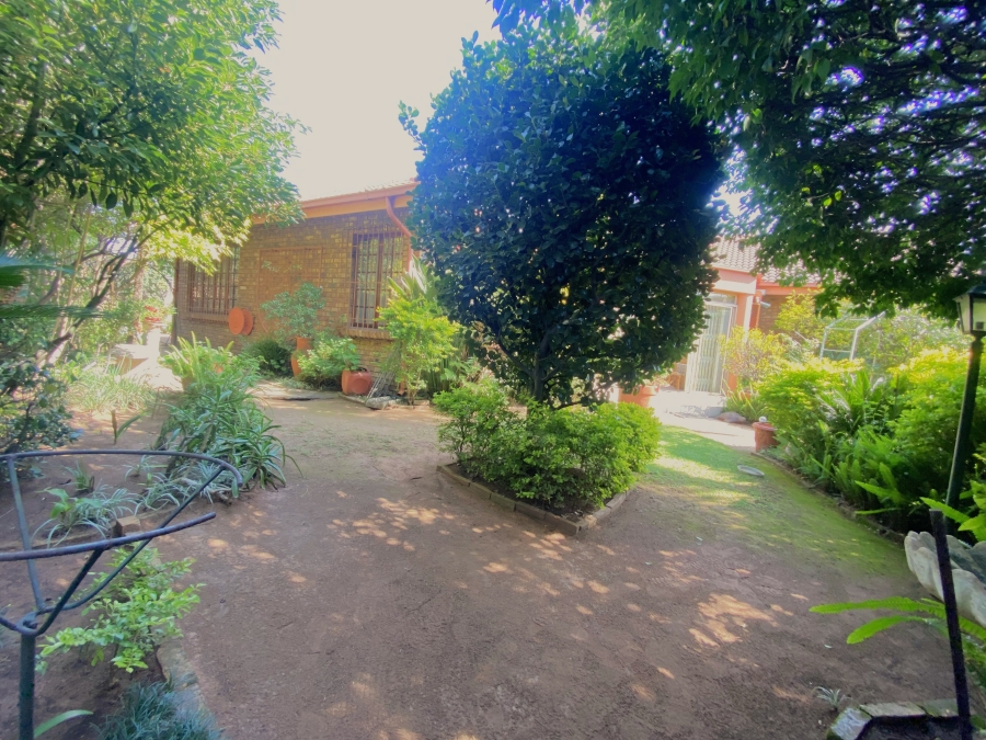 3 Bedroom Property for Sale in Florida Park Gauteng
