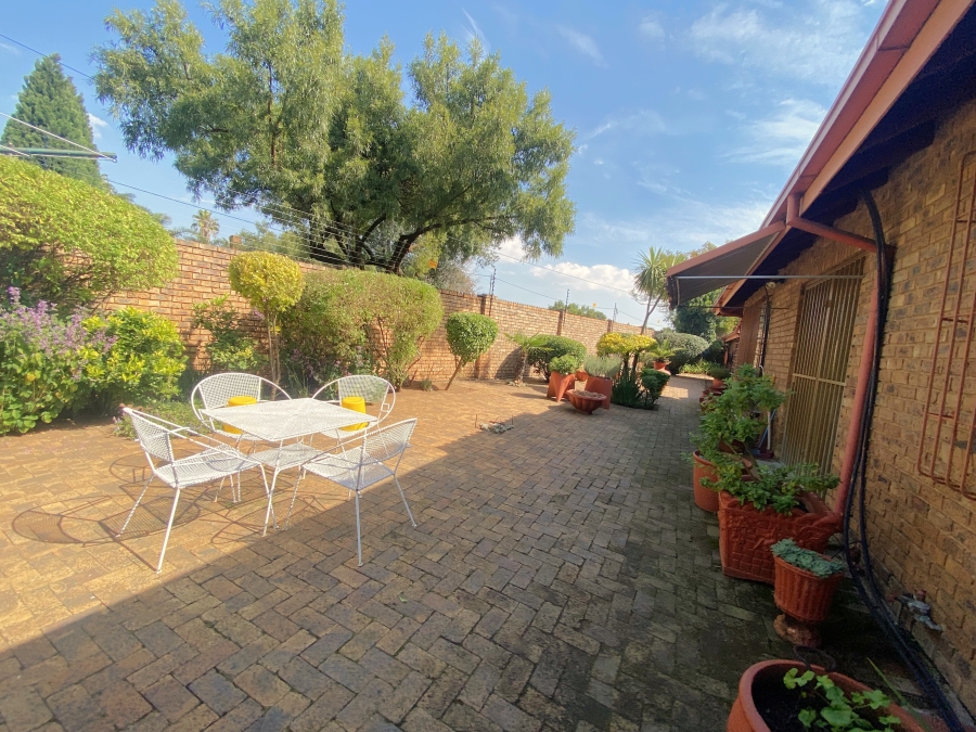 3 Bedroom Property for Sale in Florida Park Gauteng