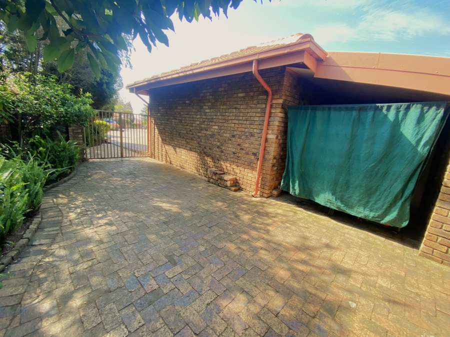 3 Bedroom Property for Sale in Florida Park Gauteng