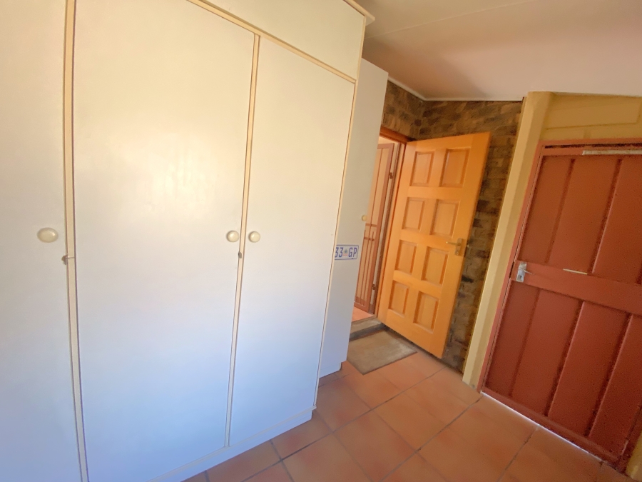 3 Bedroom Property for Sale in Florida Park Gauteng