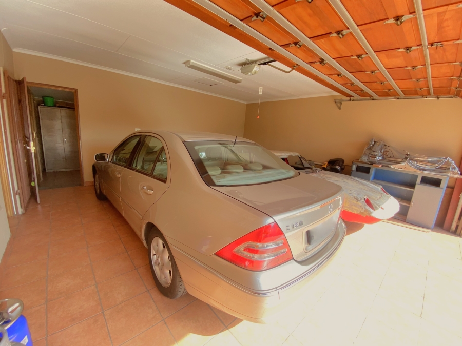 3 Bedroom Property for Sale in Florida Park Gauteng