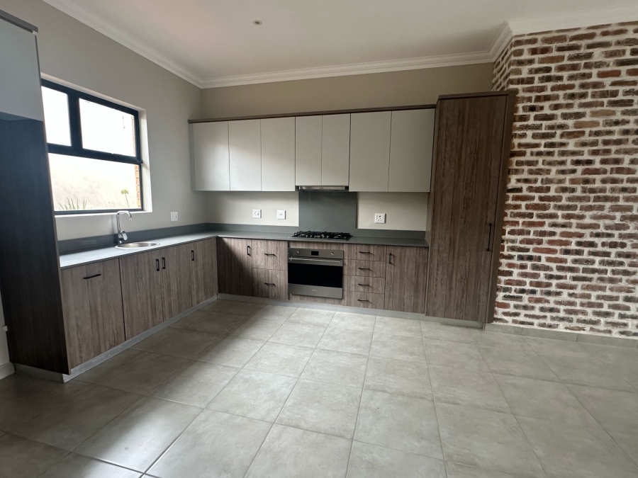 3 Bedroom Property for Sale in Six Fountains Residential Estate Gauteng