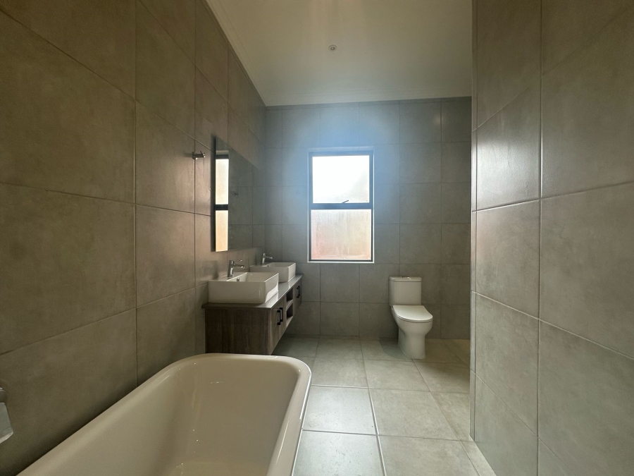 3 Bedroom Property for Sale in Six Fountains Residential Estate Gauteng