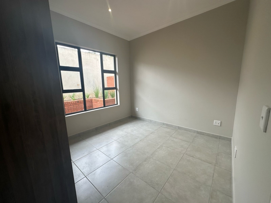 3 Bedroom Property for Sale in Six Fountains Residential Estate Gauteng