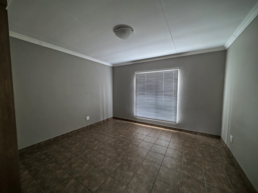 To Let 4 Bedroom Property for Rent in Montana Gauteng