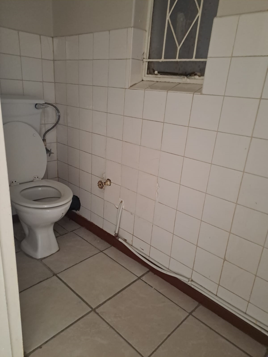 2 Bedroom Property for Sale in Kensington B Gauteng