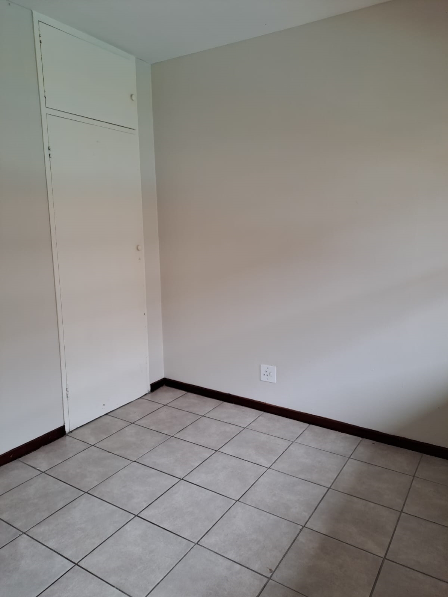 2 Bedroom Property for Sale in Kensington B Gauteng