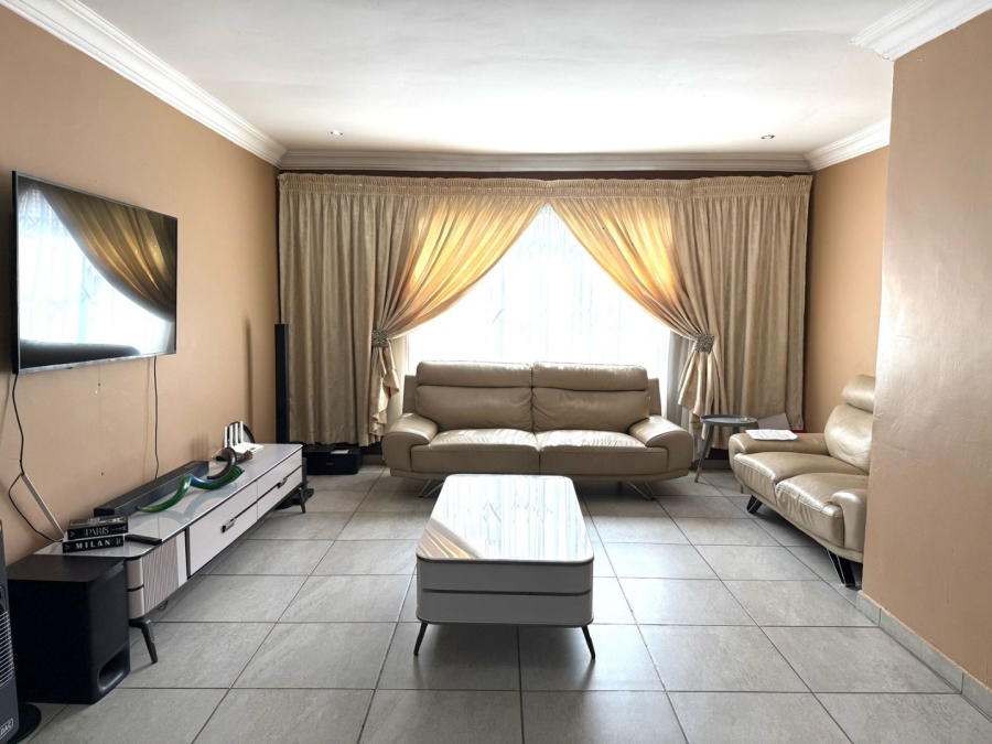 4 Bedroom Property for Sale in Chantelle Gauteng