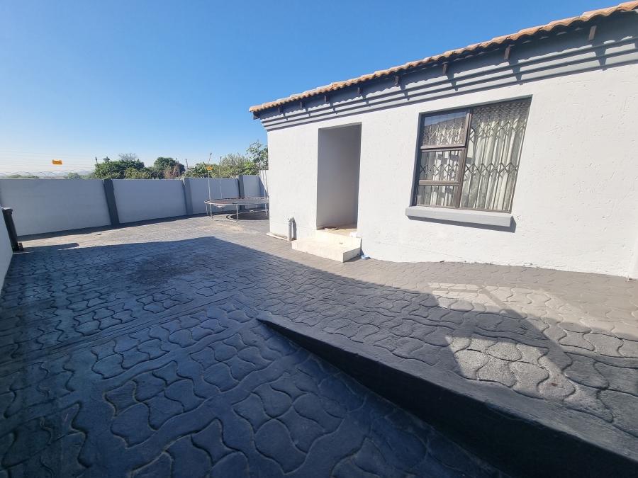 4 Bedroom Property for Sale in Chantelle Gauteng