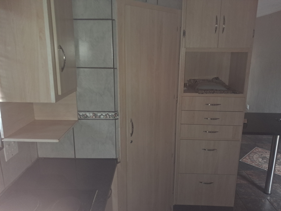 To Let 2 Bedroom Property for Rent in Montana Park Gauteng
