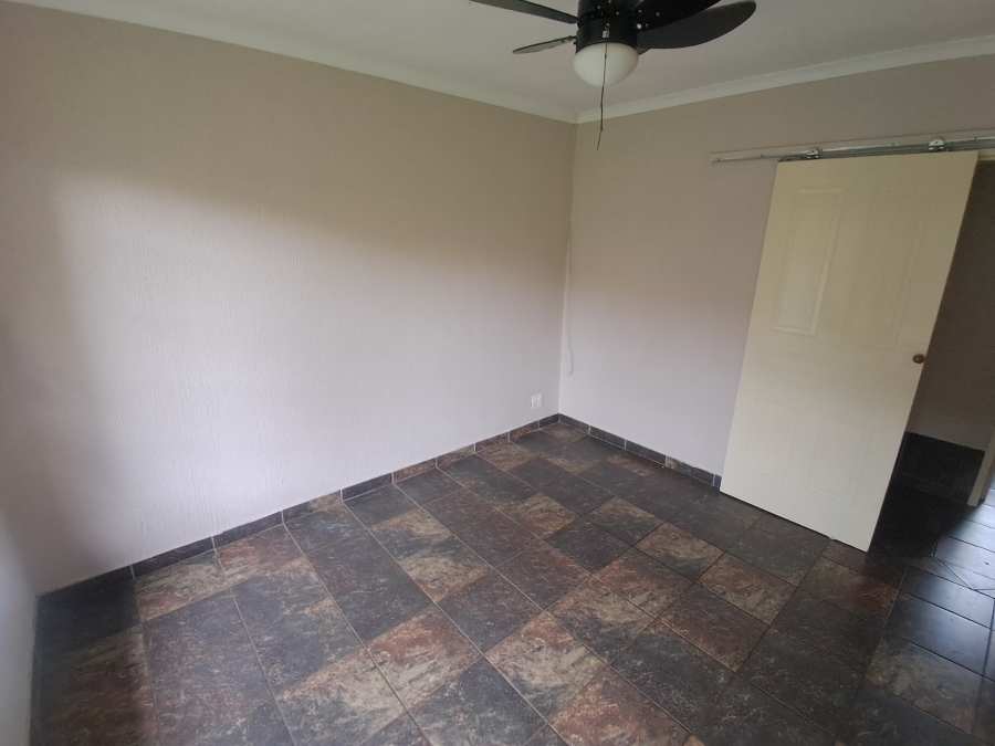 To Let 2 Bedroom Property for Rent in Montana Park Gauteng