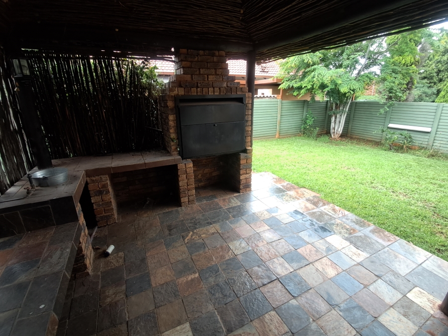 To Let 2 Bedroom Property for Rent in Montana Park Gauteng