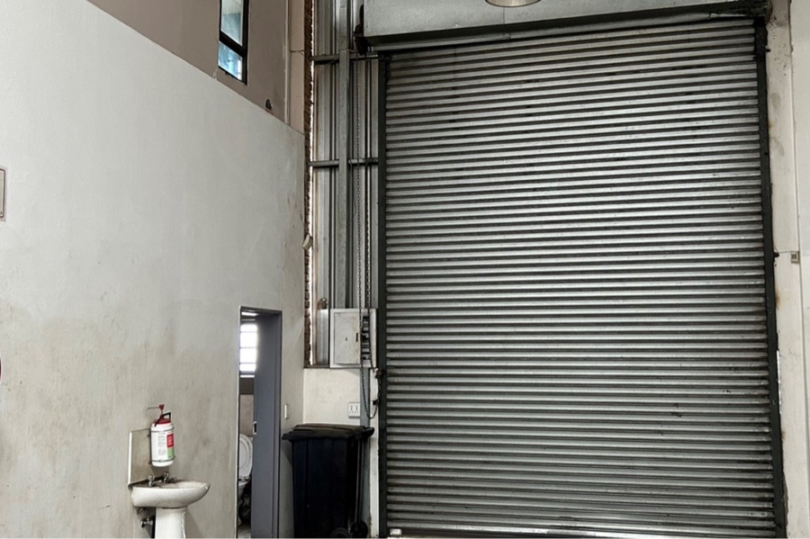 To Let commercial Property for Rent in Anderbolt Gauteng