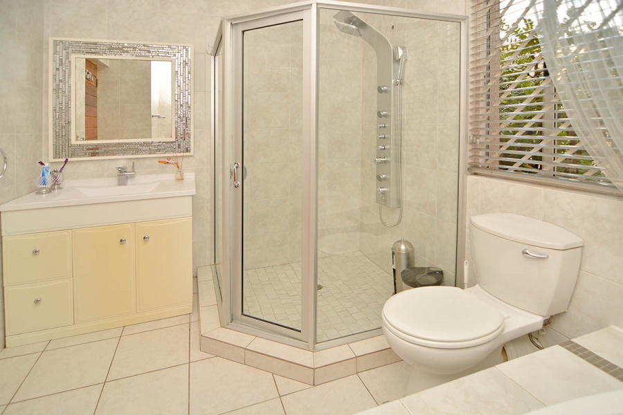 4 Bedroom Property for Sale in Dowerglen Ext 5 Gauteng