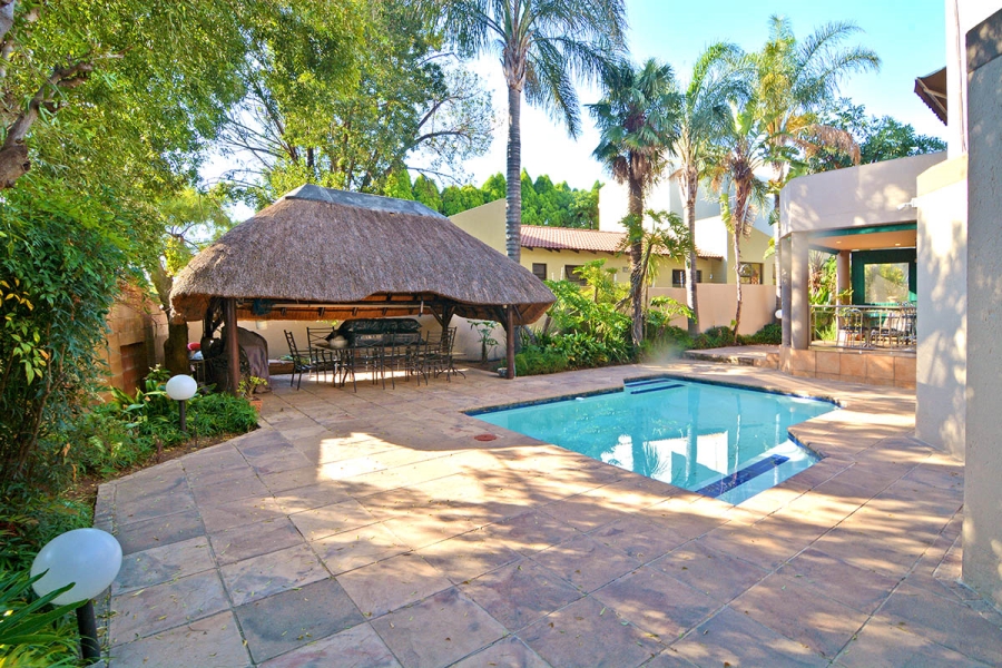 4 Bedroom Property for Sale in Dowerglen Ext 5 Gauteng