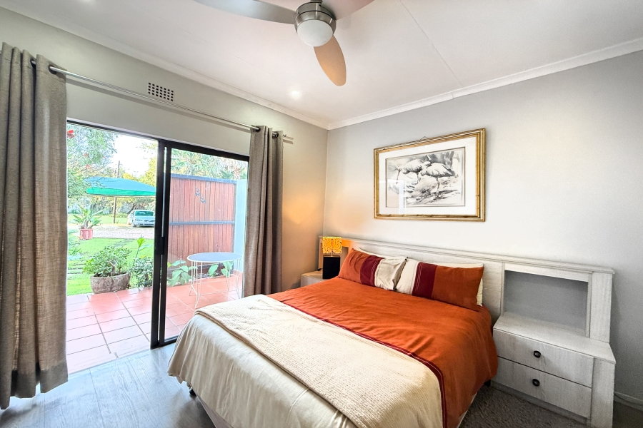10 Bedroom Property for Sale in Glen Austin Gauteng