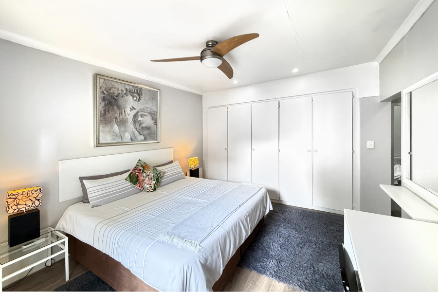 10 Bedroom Property for Sale in Glen Austin Gauteng