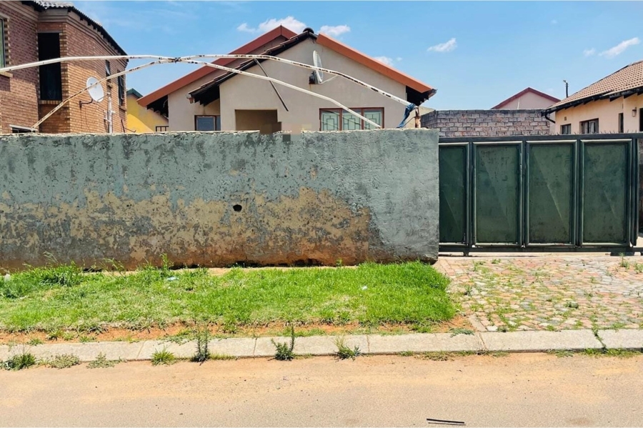 3 Bedroom Property for Sale in Roodekop Gauteng