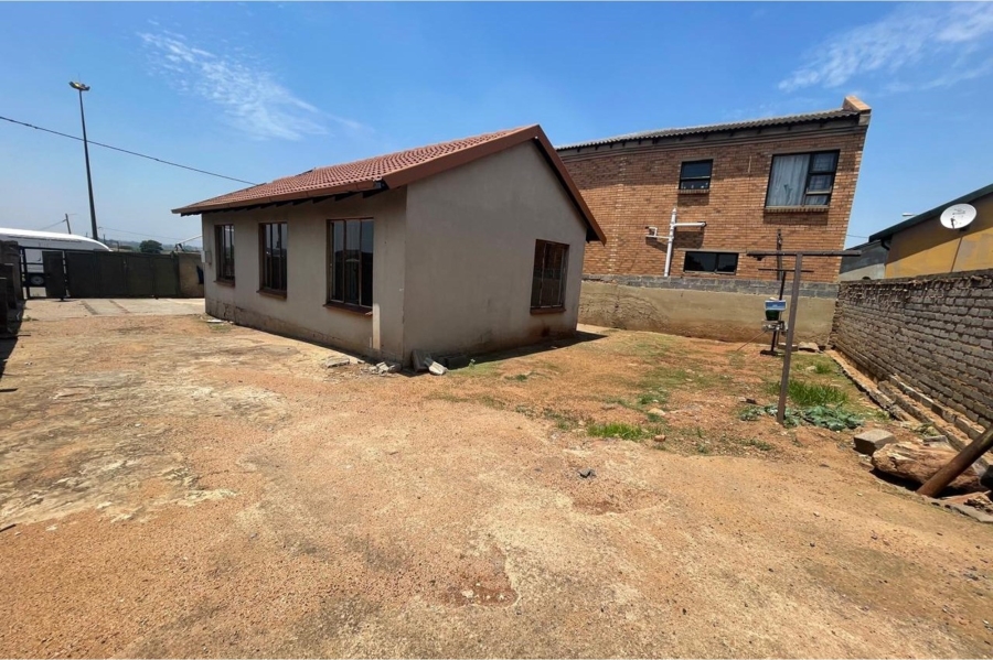 3 Bedroom Property for Sale in Roodekop Gauteng