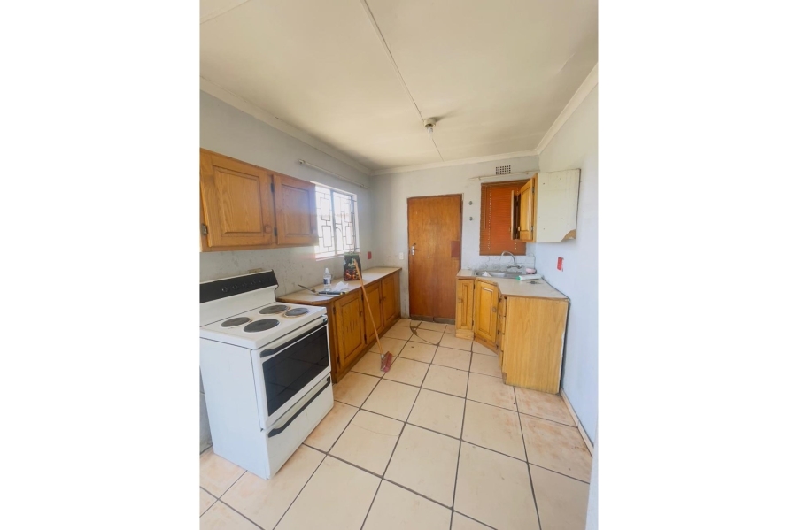 3 Bedroom Property for Sale in Roodekop Gauteng
