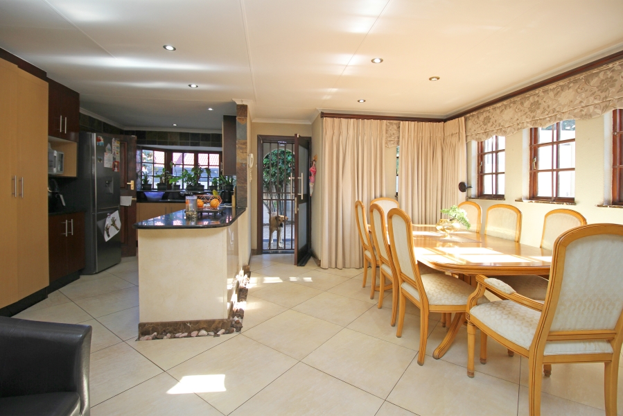 3 Bedroom Property for Sale in Sharonlea Gauteng