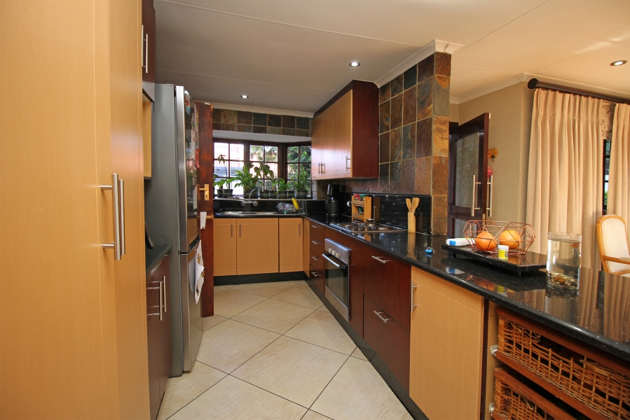 3 Bedroom Property for Sale in Sharonlea Gauteng