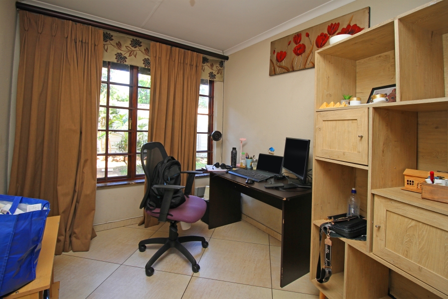 3 Bedroom Property for Sale in Sharonlea Gauteng
