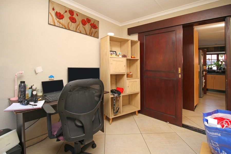 3 Bedroom Property for Sale in Sharonlea Gauteng