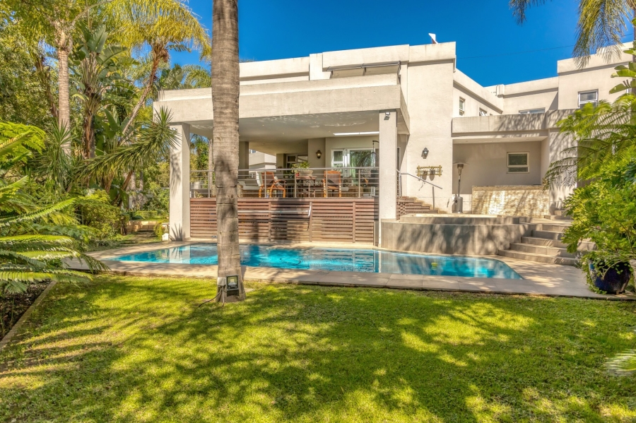 To Let 5 Bedroom Property for Rent in Fourways Gardens Gauteng