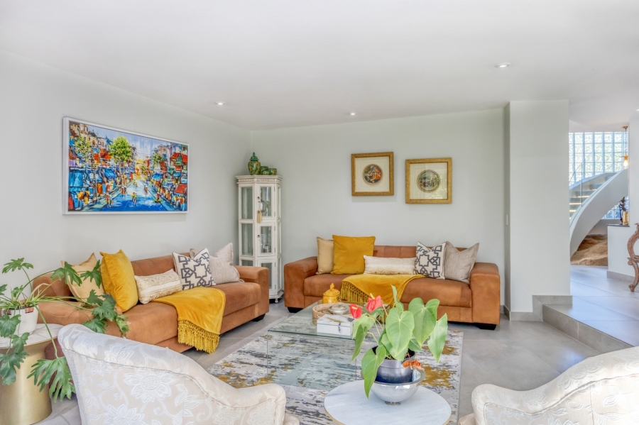 To Let 5 Bedroom Property for Rent in Fourways Gardens Gauteng