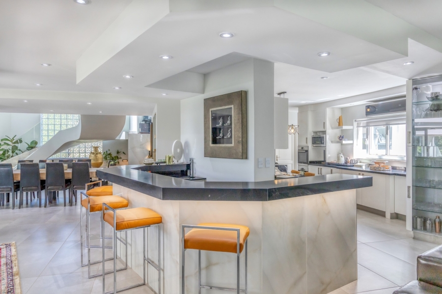 To Let 5 Bedroom Property for Rent in Fourways Gardens Gauteng