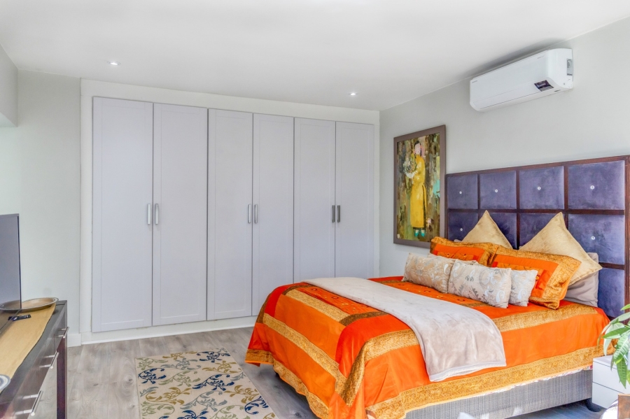 To Let 5 Bedroom Property for Rent in Fourways Gardens Gauteng