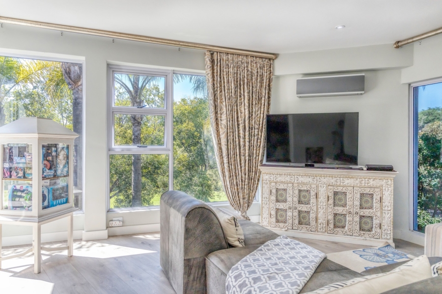 To Let 5 Bedroom Property for Rent in Fourways Gardens Gauteng