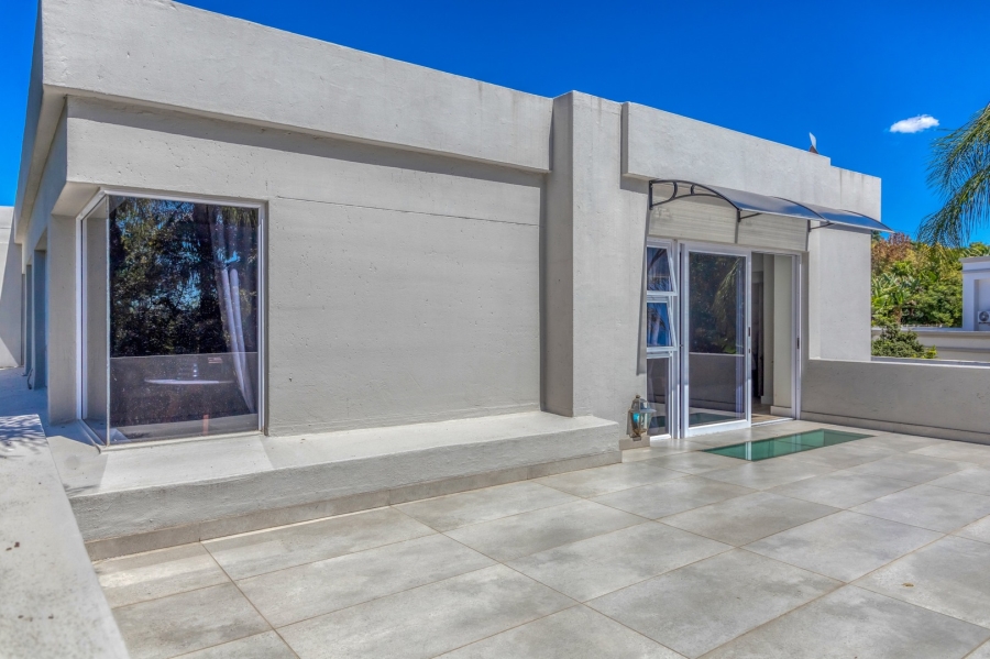 To Let 5 Bedroom Property for Rent in Fourways Gardens Gauteng