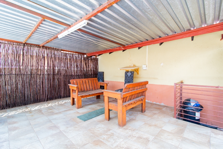 4 Bedroom Property for Sale in Lenasia South Gauteng