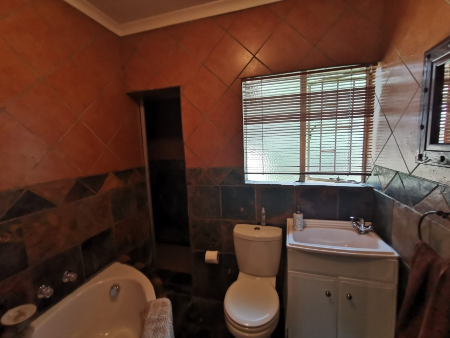 3 Bedroom Property for Sale in Brackendowns Gauteng