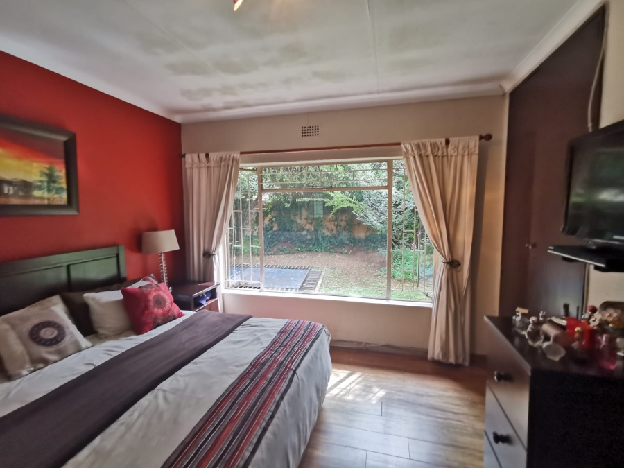 3 Bedroom Property for Sale in Brackendowns Gauteng