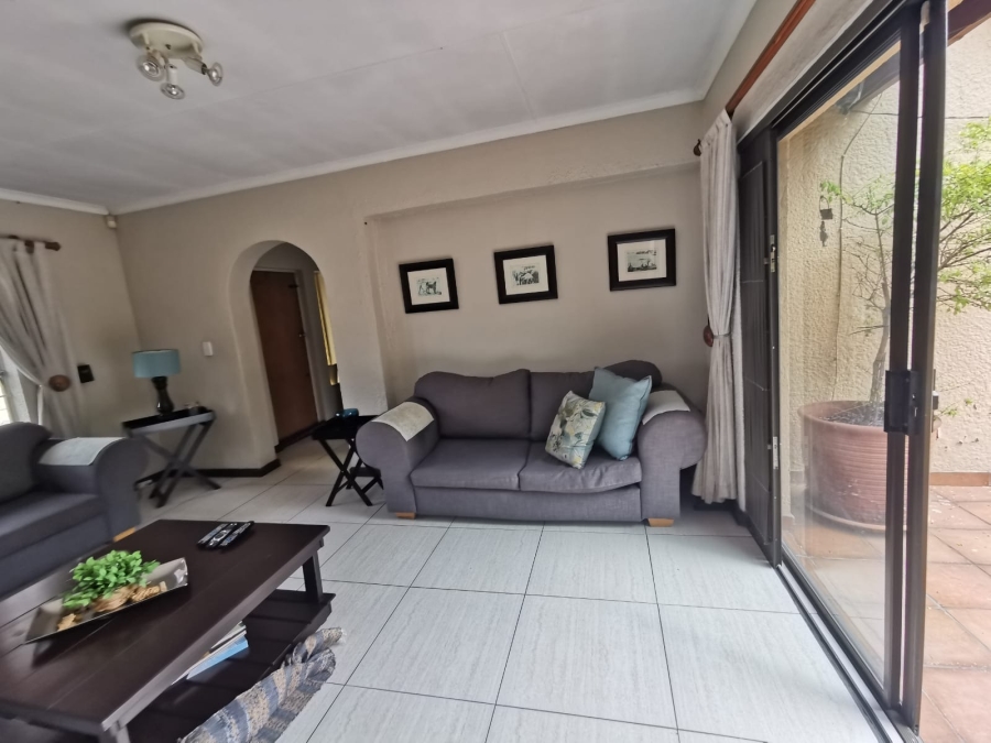 3 Bedroom Property for Sale in Brackendowns Gauteng